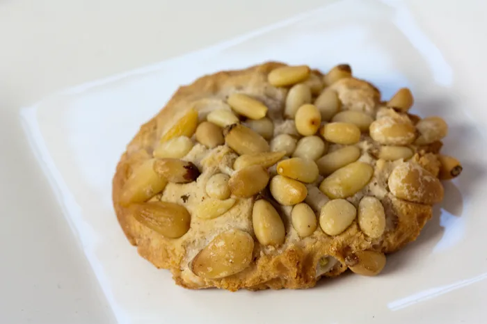 Pinolate Cookie
