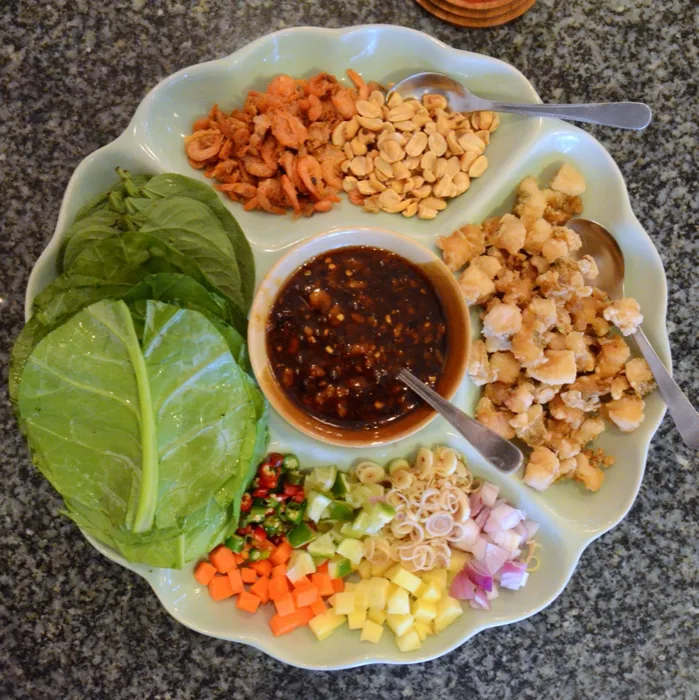 Miang Kham