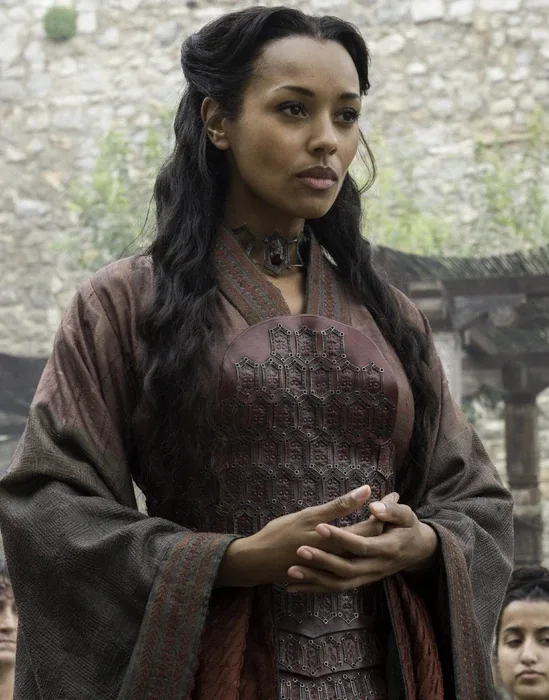 Red Priestess No One